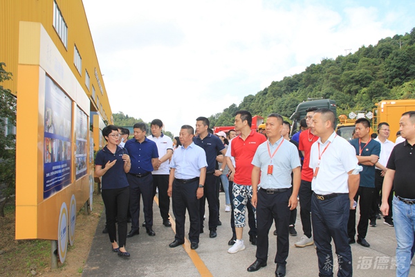 泰豪·bifa·必发迎来中青企协青年企业家参访1.jpg